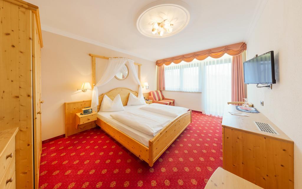 Granpanorama Hotel Stephanshof Villandro Luaran gambar